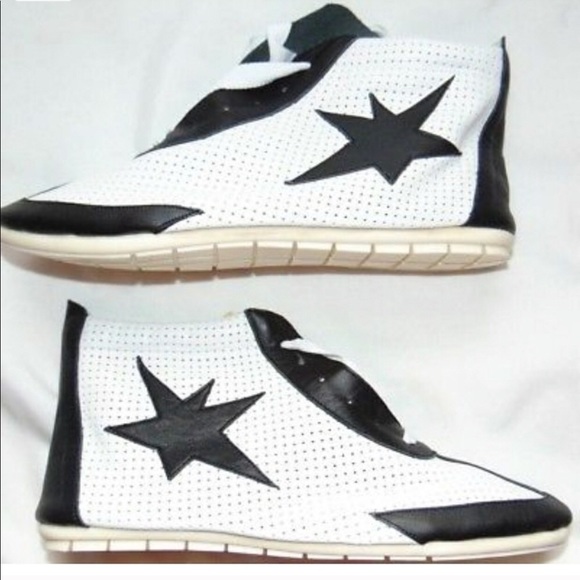 Chinese Laundry Shoes - *OFFER?* Vintage 90’s Style “Chinese Laundry”Kicks